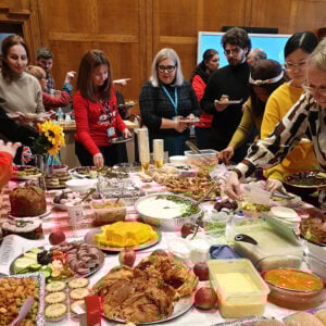 Trustmarque_volunteering_7-300x300